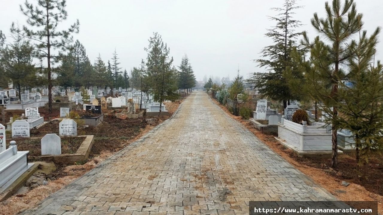 Göksun’da Mezarlık Yolu Kilit Parkeyle Yenilendi!