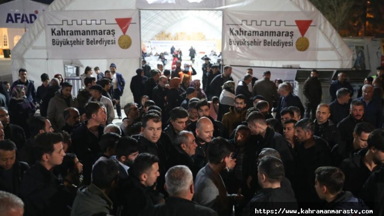 Başkan Güngör ve Bakan Soylu, Vatandaşlarla İftar Yaptı